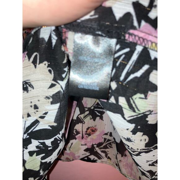 Torrid Romantic Floral Boho Sheer Blouse Ruffle Sleeves Size 1X - Picture 4 of 6
